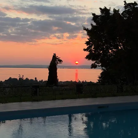 Collina Del Apartment *